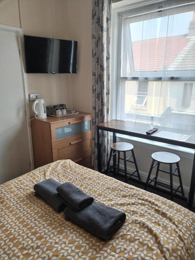 Elm Tree Guest House Weston-super-Mare Extérieur photo